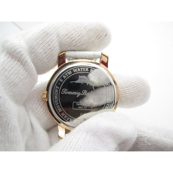 Women Tommy Bahama Quartz Floral Analog 37mm Round Watch (H233) "New Battery" - Picture 3 of 9